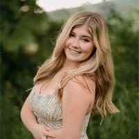 Chloe Puhalovic