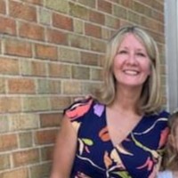 Tracey Valant