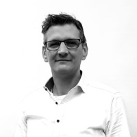 Dennis Walter