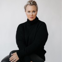 Melanie Richards
