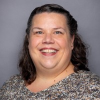 Suzanne Adams