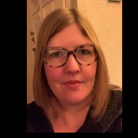 Esther Van Den Burg