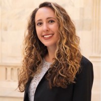 Arielle Kahn, Lmsw