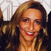 Paula F.