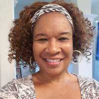 Saundra F
