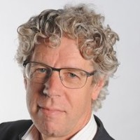 Dirk Knegt Mbi Ri