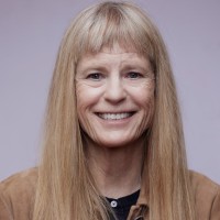 Missie Seestedt  Weiss