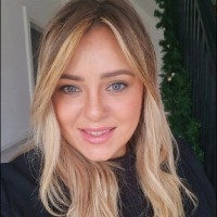 Suzanne Smith
