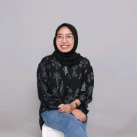 Vina Dewi Astuti