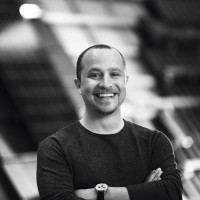 Tobias Rau
