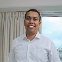 Carlos Olmos