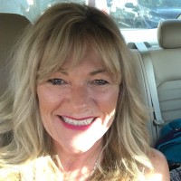 Robbyn Hart