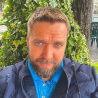 Janek V.