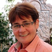 Helga Schmitt-Federkeil