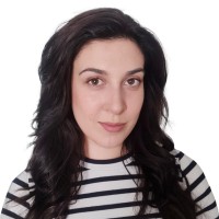 Daniela V.