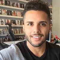 Michael Román