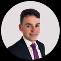 Ross Mcknight, Cfa