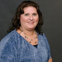 Pamela Assenmacher, Pe