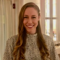 Nicole Dlug, Rn