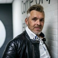Niels Van Loo