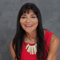 Susy Thomas