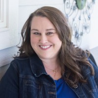 Sarah Hinds Instine