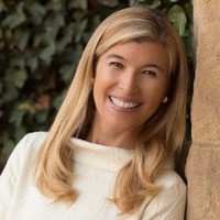 Tracey Avery