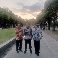 Putra Waradana