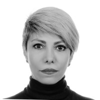 Roxana Farnood