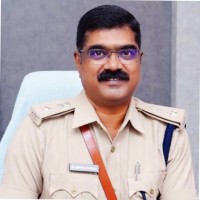 Dr.Sreenivaas Puppalaa B.E (Mech), M.B.A, F.I.E, Ph.D