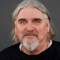 Steve Cairns