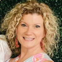 Stephanie Cary