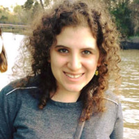 Araxi Derderian