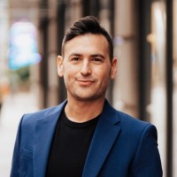 Christopher Loeser, Aia