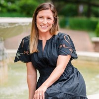 Gina Fox