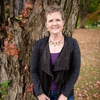 Beth Lyons