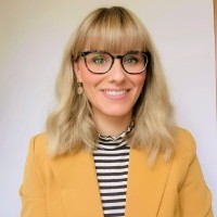 Dr Lauren Wolfenden