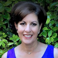 Lynette Nichols