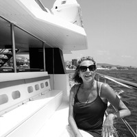 Yvonne Robb