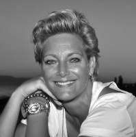 Yvonne Holtjer