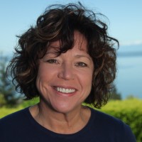 Kim Mead