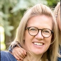 Tara Miles-Hobbs