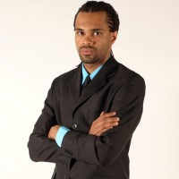 Júnior, Carlos Roberto dos Santos