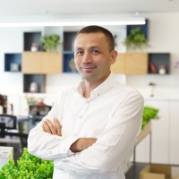 onur cüneyt haliloglu