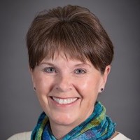 Julie Heil