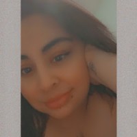 Sandy Flores