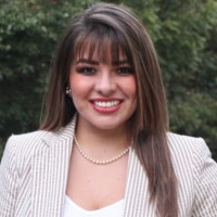 Maria Fernanda Farieta, Assoc. Aia