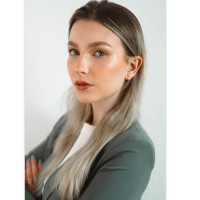 Vanessa Neydert