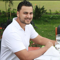 Alejandro Schultz, Mba.
