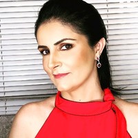Andrea Gomes